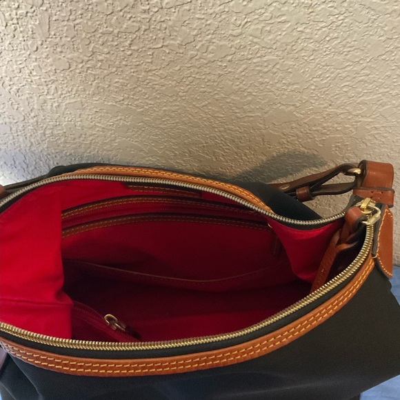 Dooney & Bourke Elegant Black and Brown Women's Bag - Picture 9 of 10